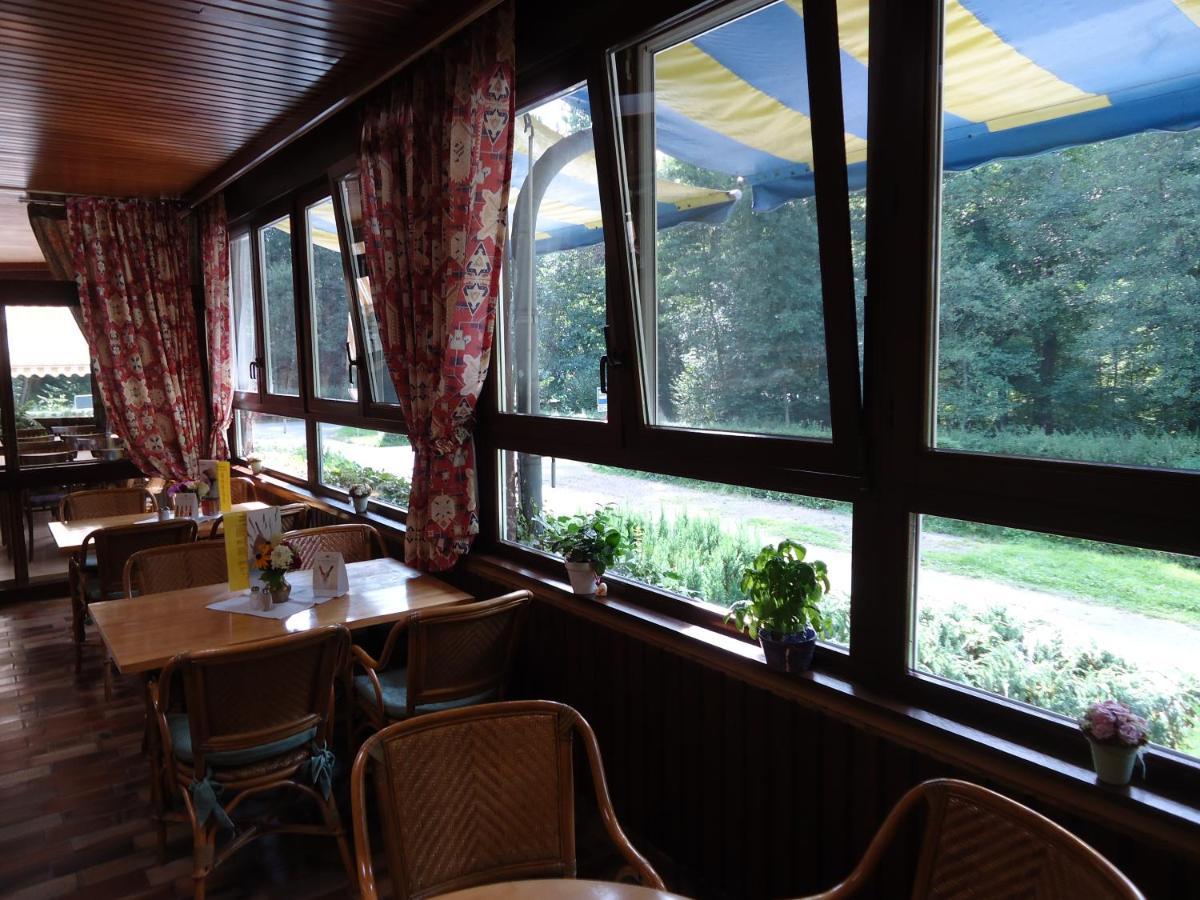 Hostellerie De La Vallee Heffingen Kültér fotó
