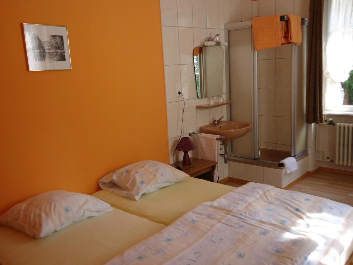 Hostellerie De La Vallee Heffingen Kültér fotó