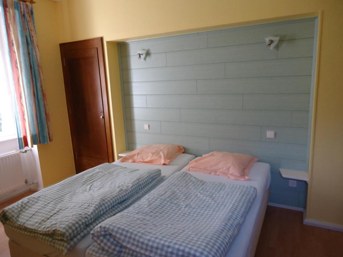 Hostellerie De La Vallee Heffingen Kültér fotó
