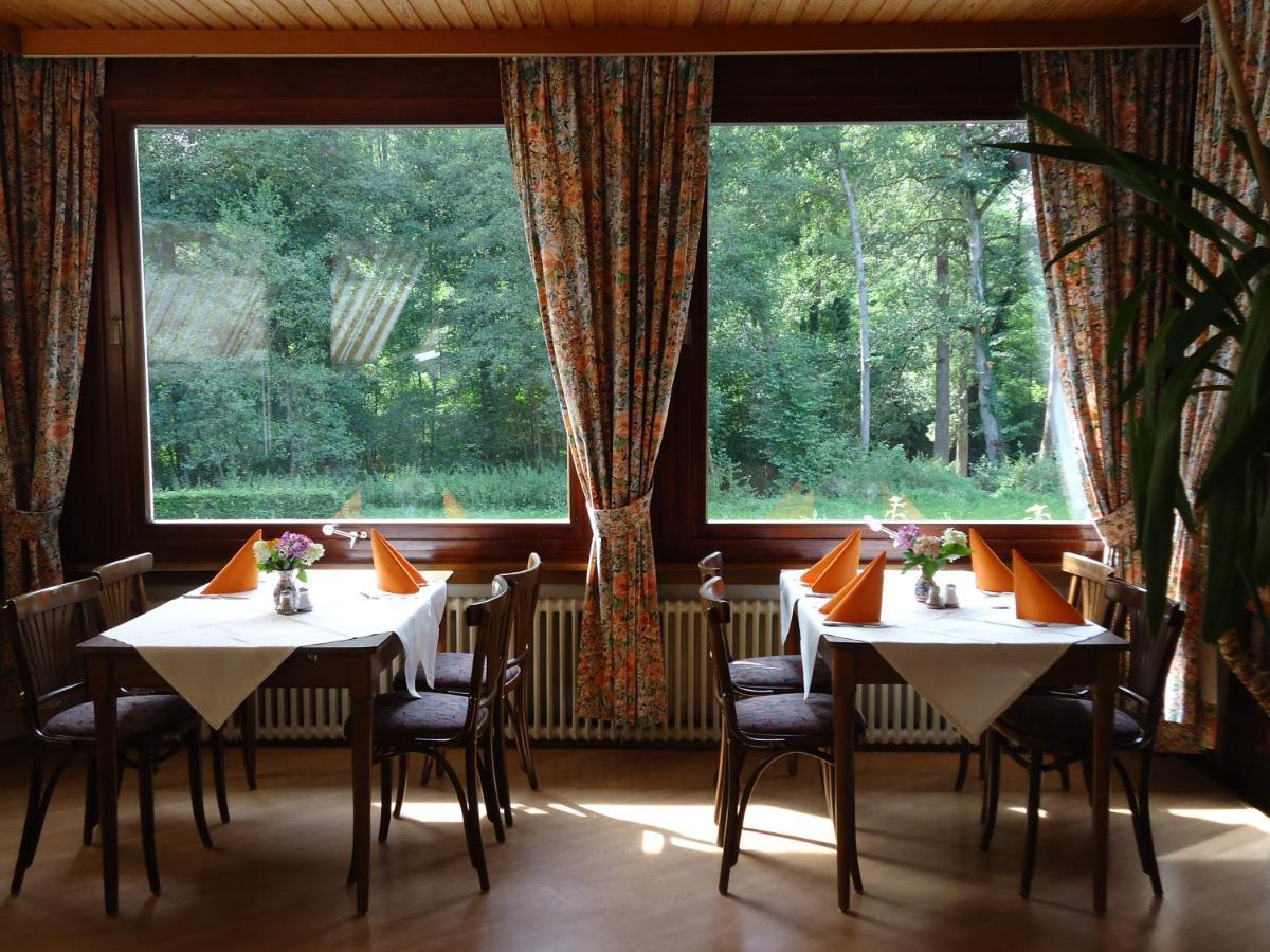 Hostellerie De La Vallee Heffingen Kültér fotó