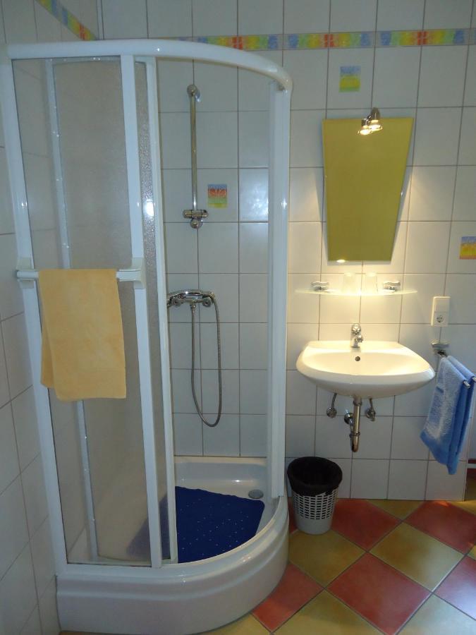 Hostellerie De La Vallee Heffingen Kültér fotó